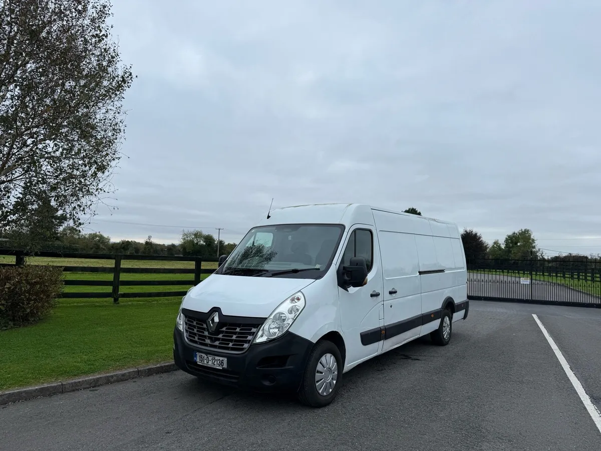Renault Master Extra Long 2015 - Image 2