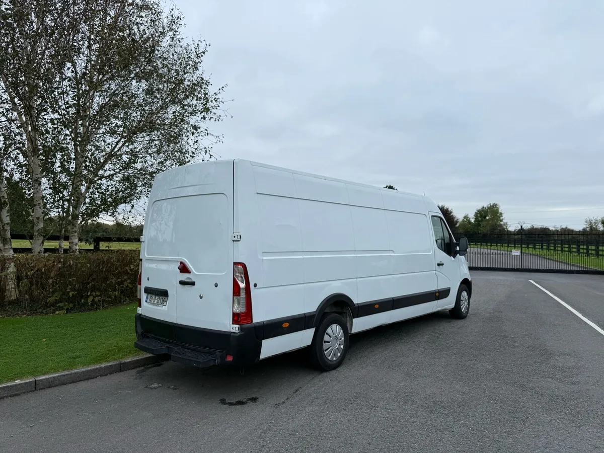 Renault Master Extra Long 2015 - Image 3