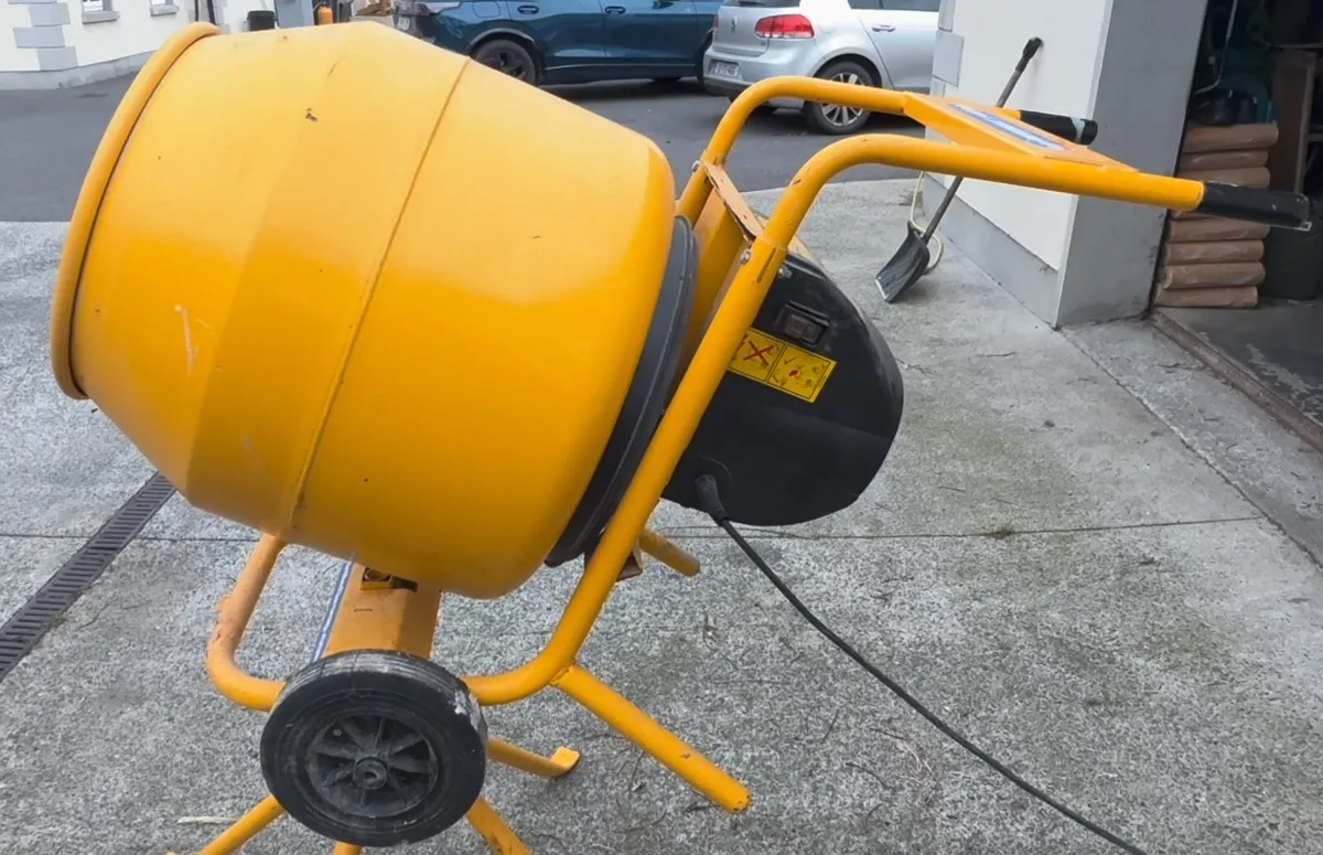 Belle Electric cement mixer 230V - Image 1