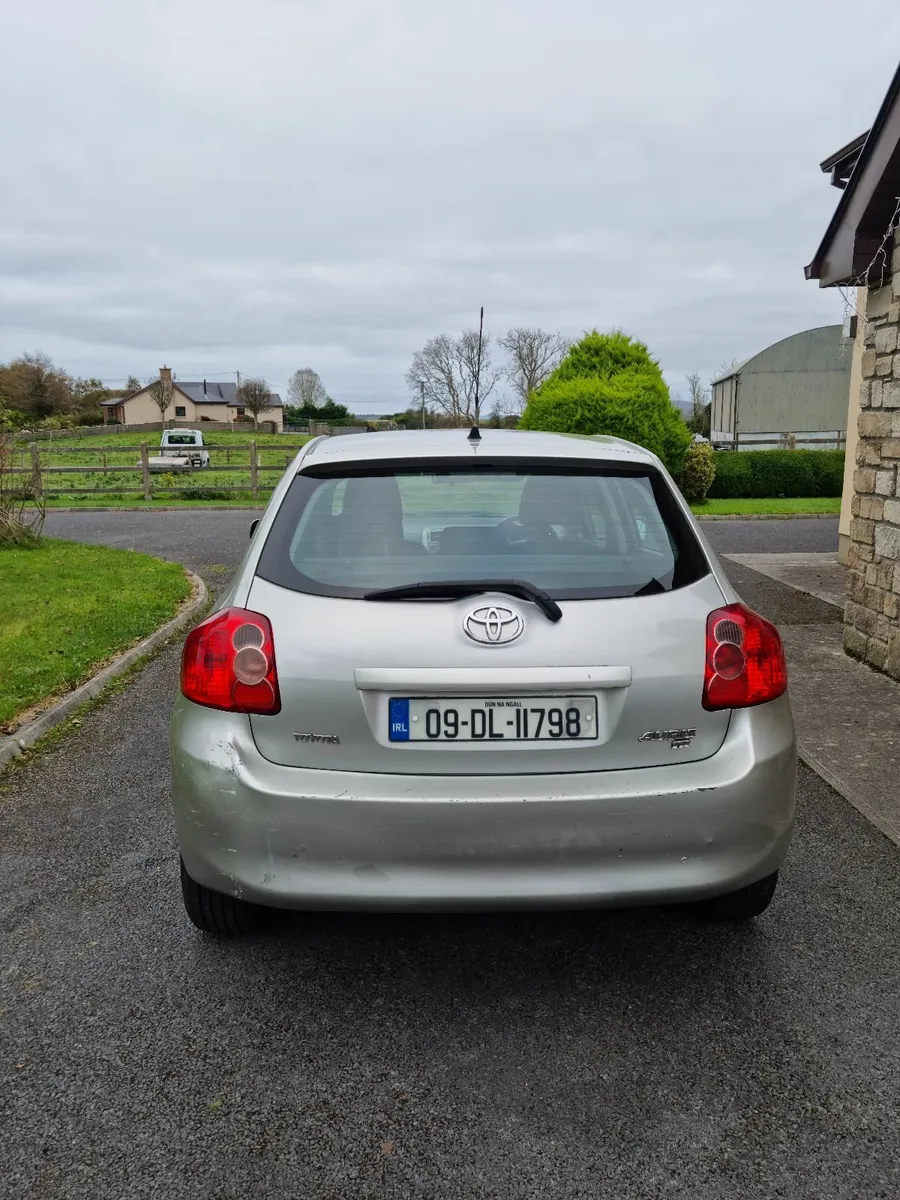 Toyota Auris 2009 - Image 3