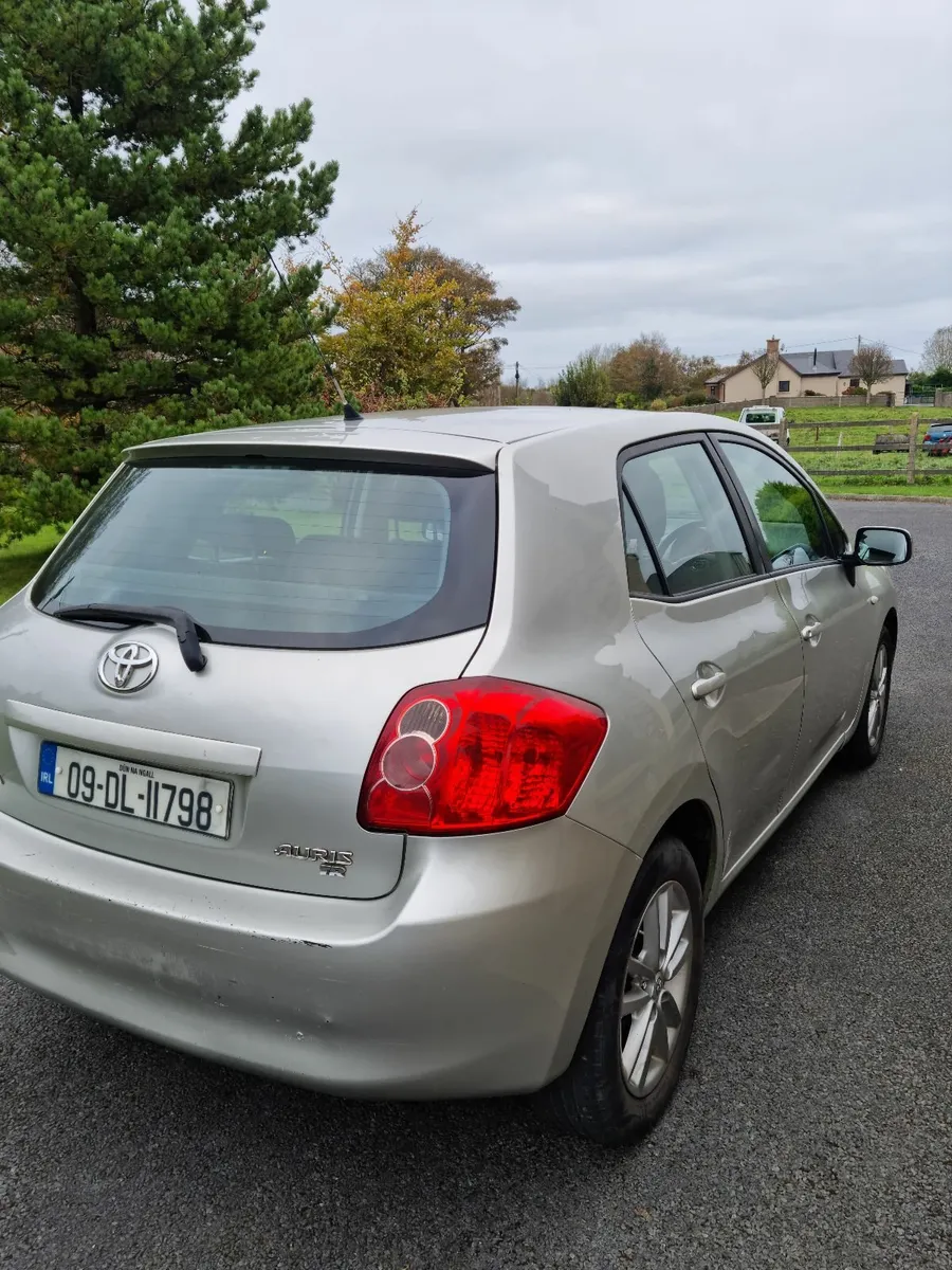 Toyota Auris 2009 - Image 4