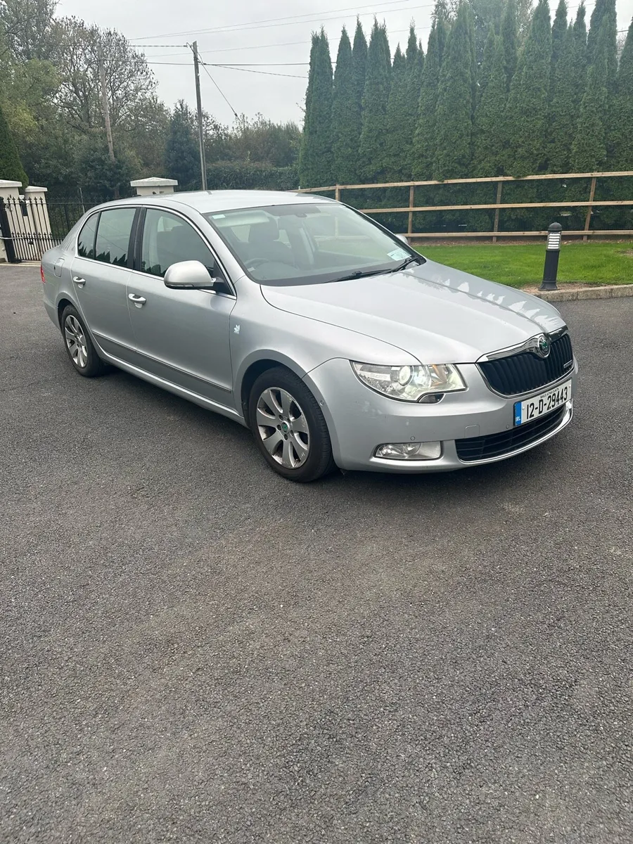 2012 Skoda Superb 1.6 diesel (not damaged) - Image 2