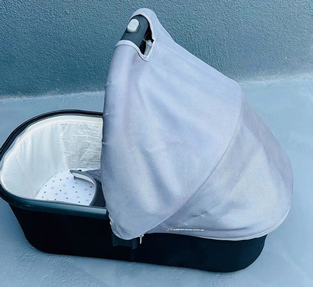 uppababy vista  buggy with bassinet - Image 3