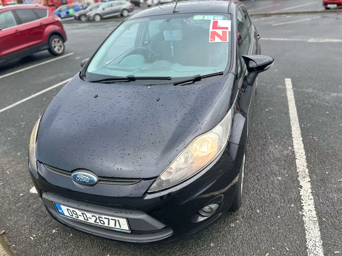 Ford fiesta low mileage - Image 2