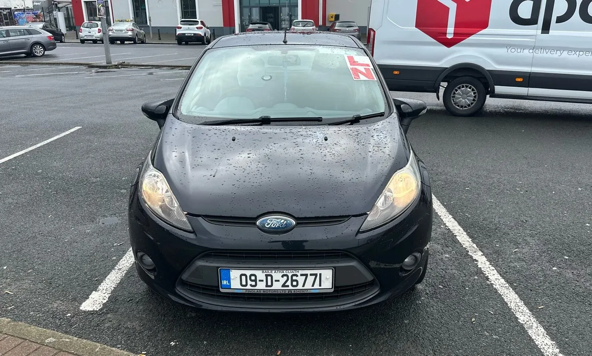 Ford fiesta low mileage - Image 3