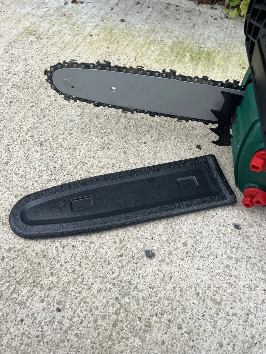 Chainsaw - Image 4