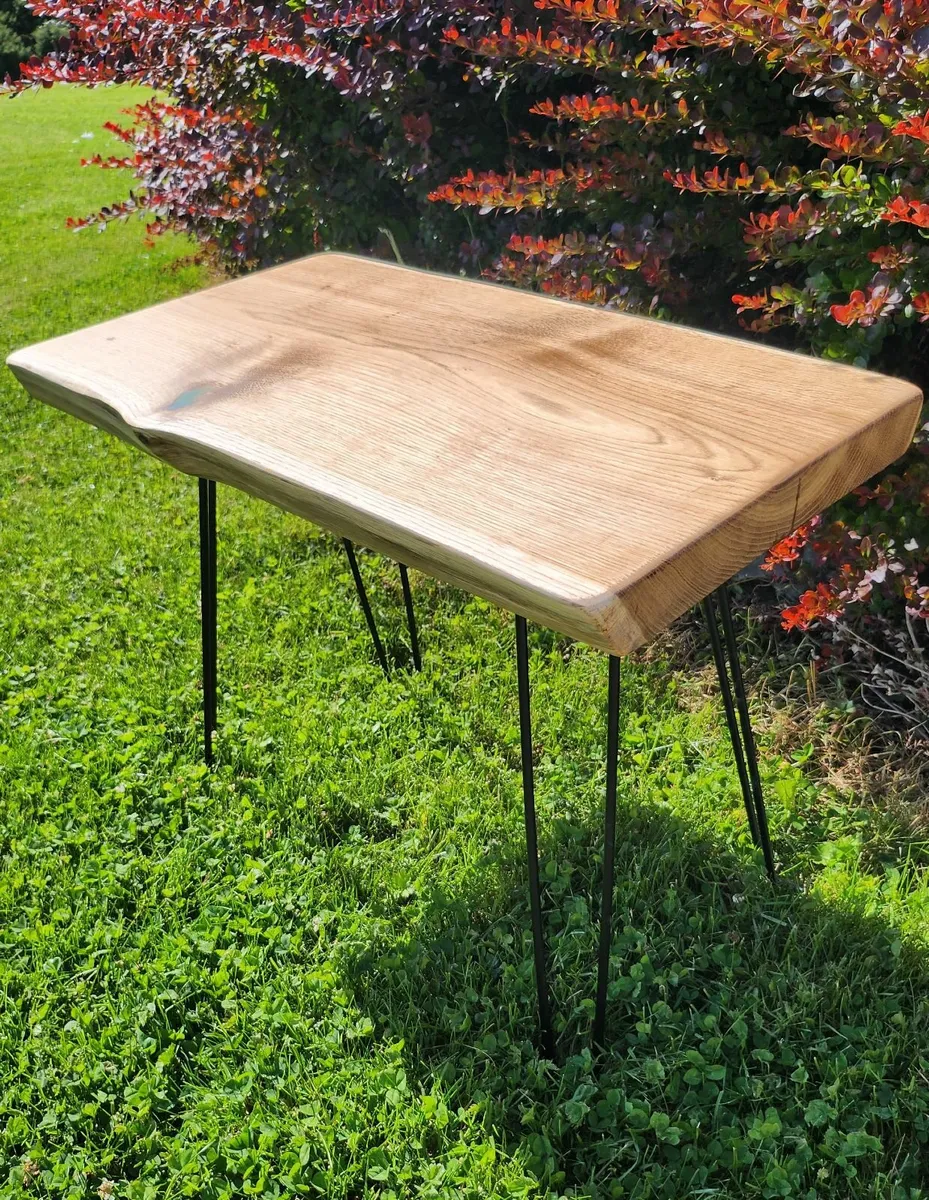 Handmade oak top coffee table - Image 3