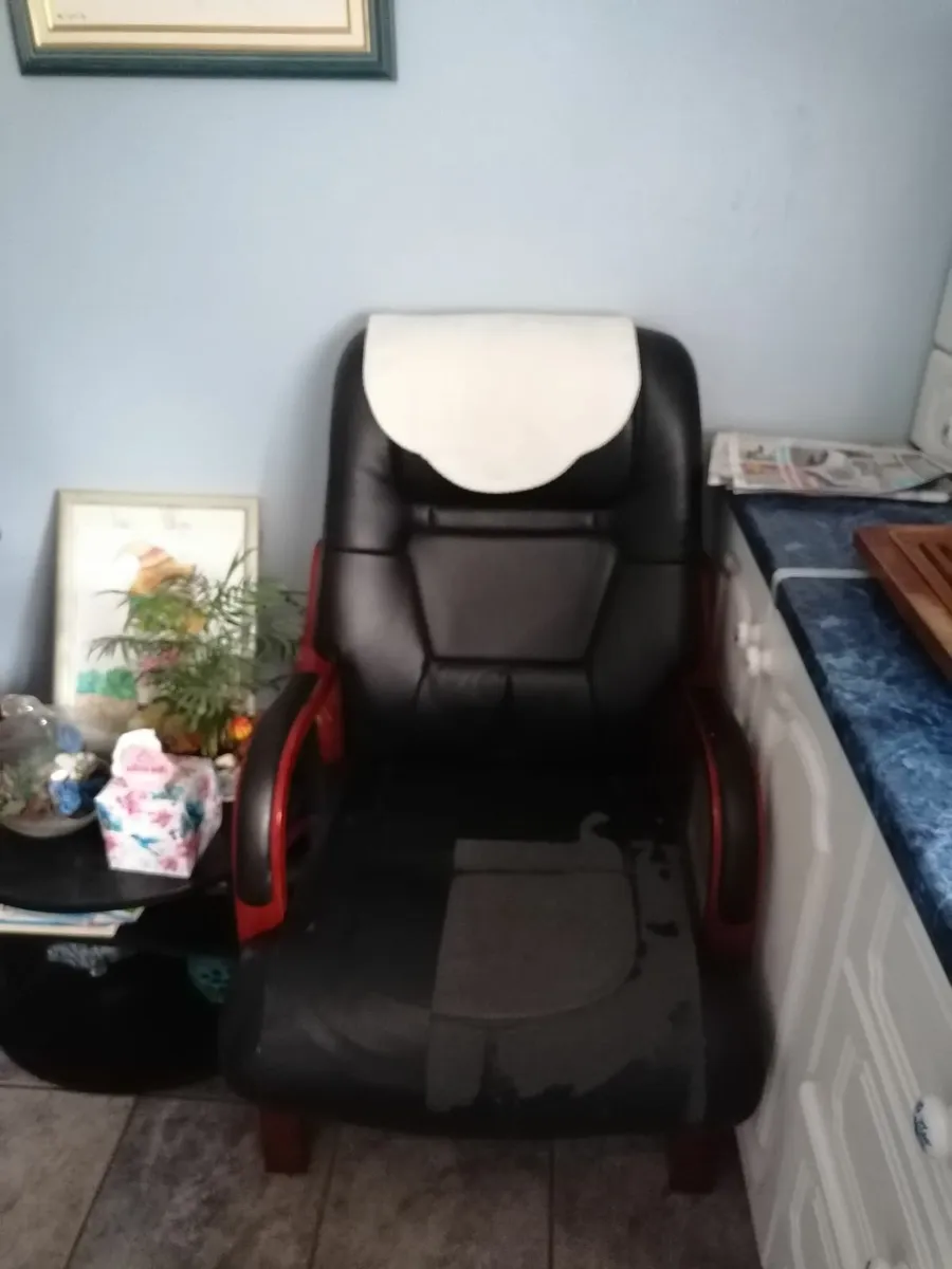 Orthopaedic chairs - Image 2