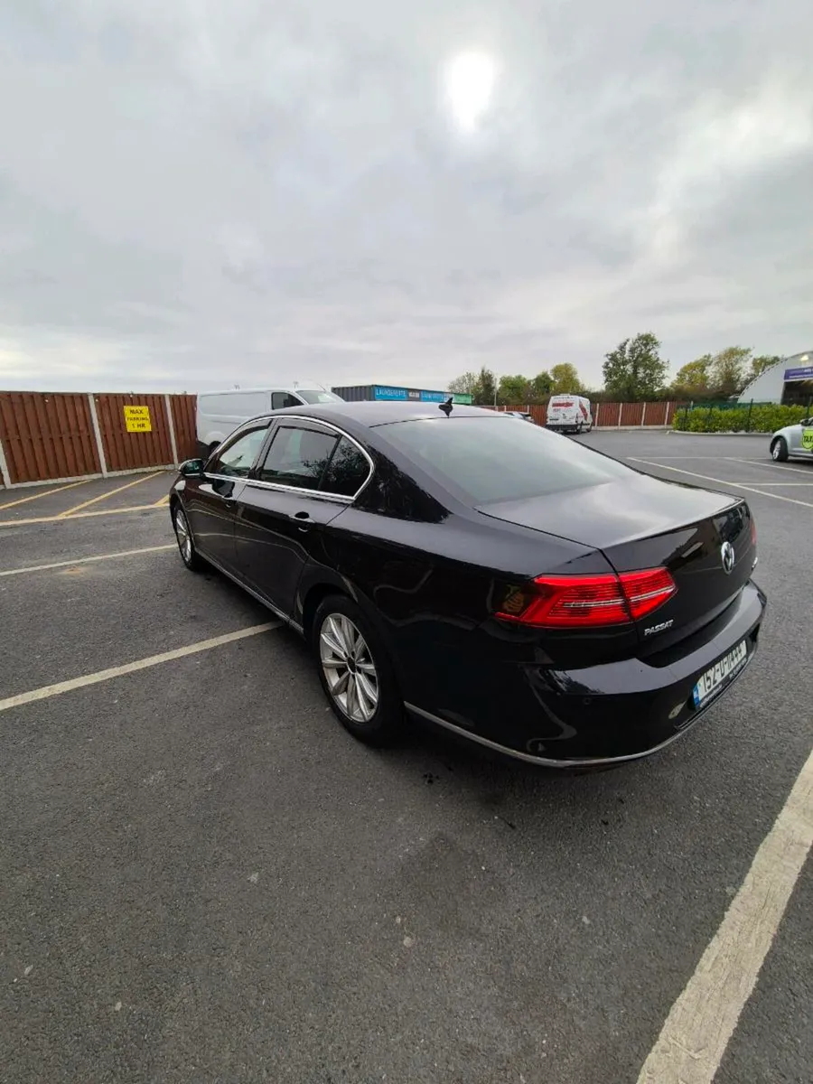 VW Passat Hi-Line BE// Luxury Trim - Image 4