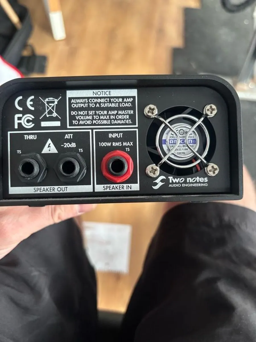 Two notes captor 8 load box attenuator - Image 3