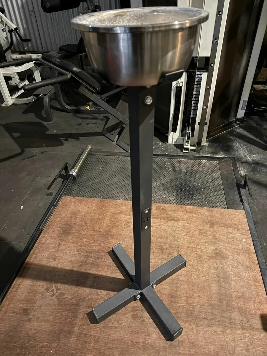 STRENGTH SHOP CHALK STAND – Commercial Gym Grade - Image 1