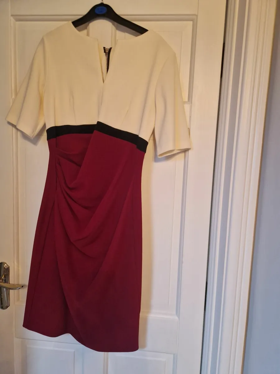 Dresses worn once - Image 3
