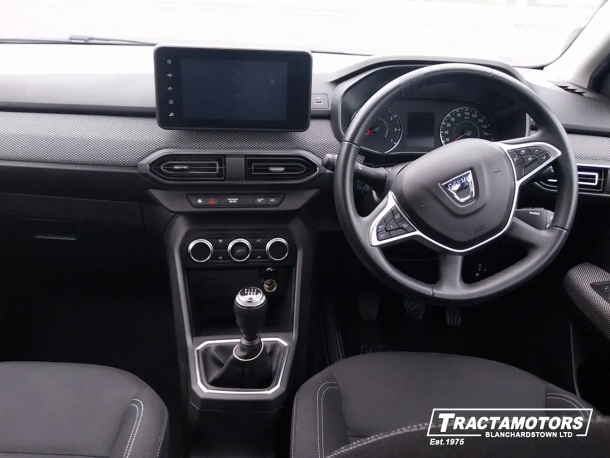 Dacia Jogger COMFORT TCE 110 5DR 7 SEATS - Image 2