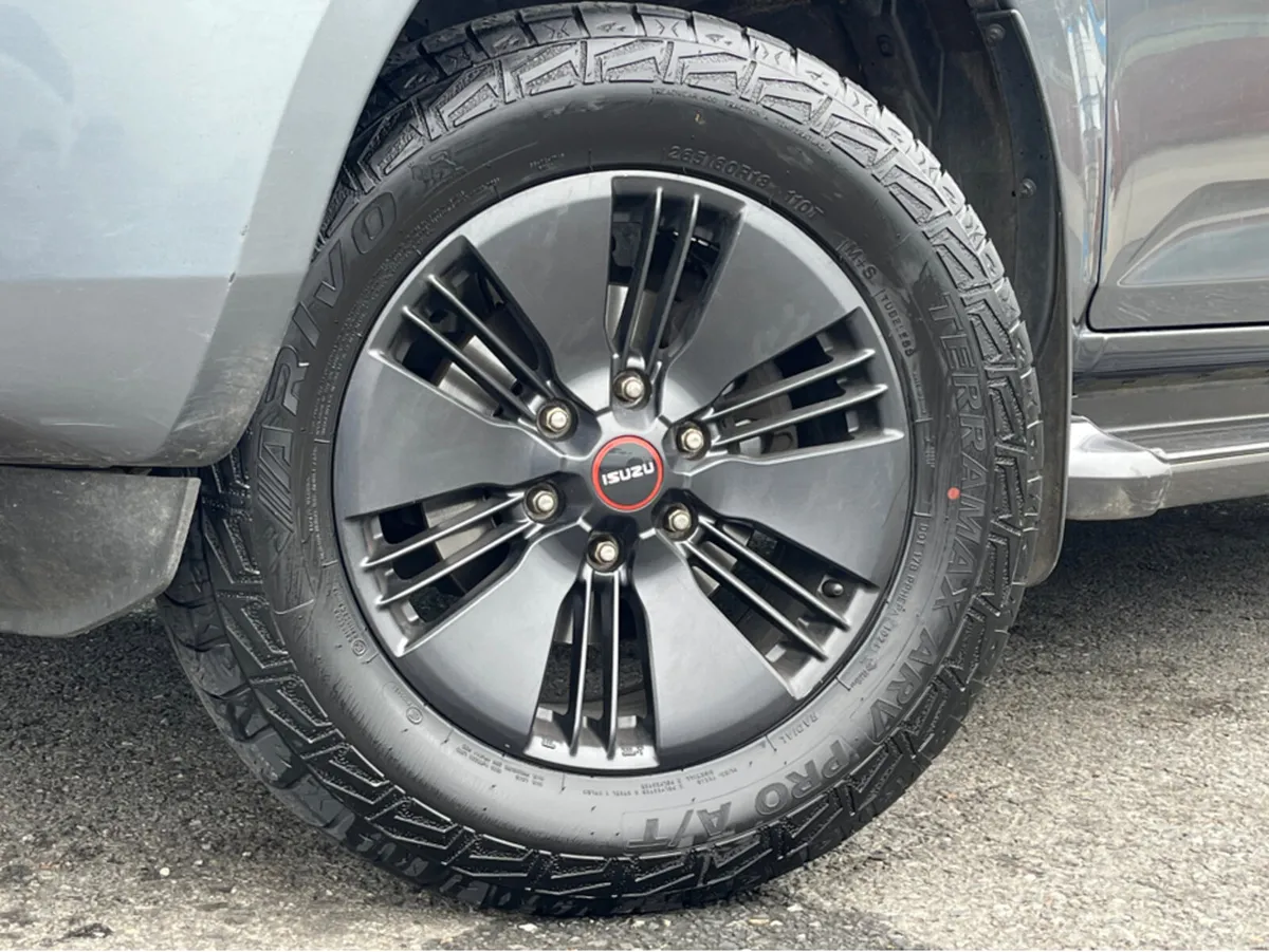 Isuzu D-Max LX DOUBLE CAB 4DR - Image 4