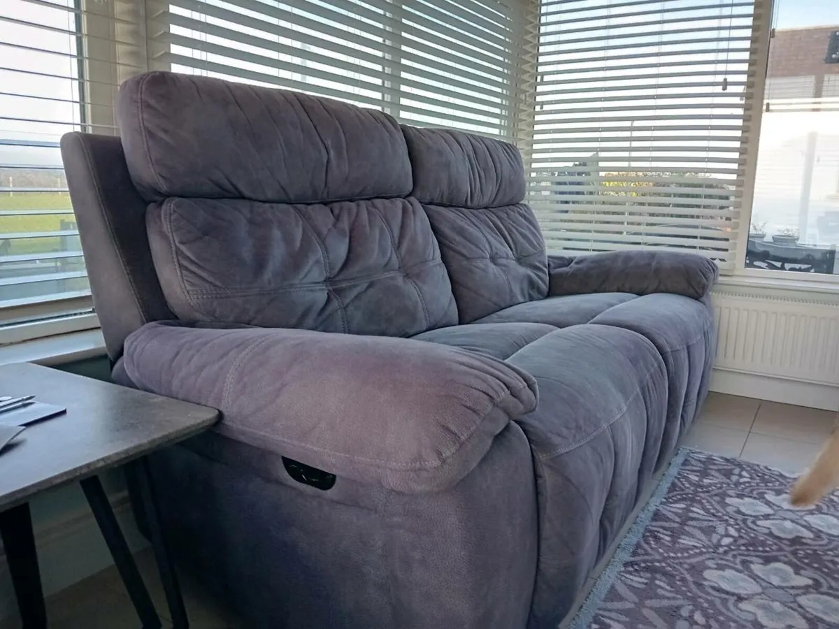 Couch - Image 3
