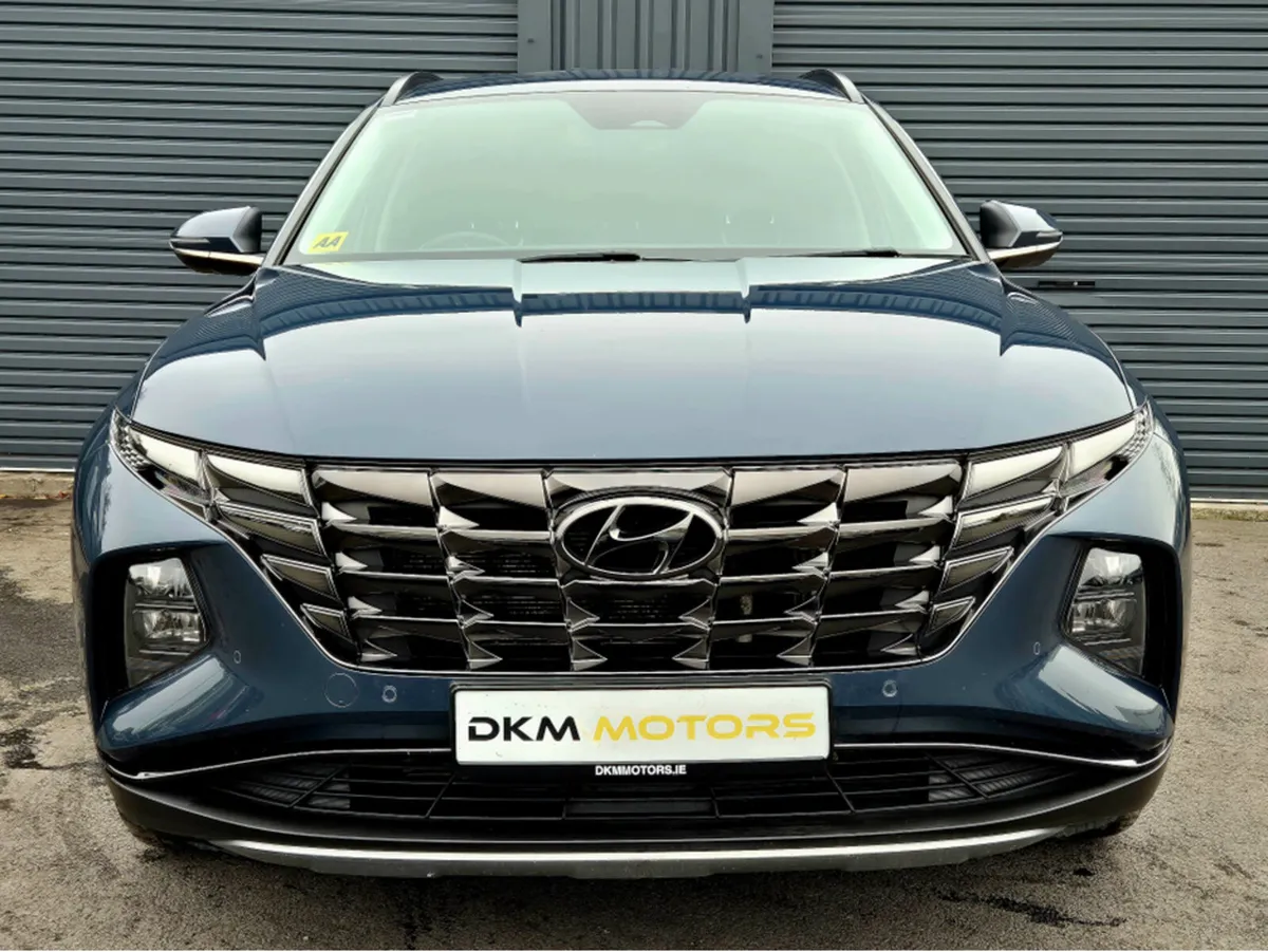 Hyundai Tucson PLUS DCT MILD HYBRID 5DR AUTO - Image 2
