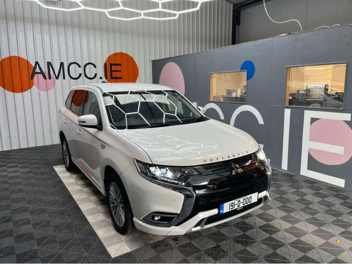 Mitsubishi Outlander 2019 MITSUBISHI OUTLANDER PHE - Image 1