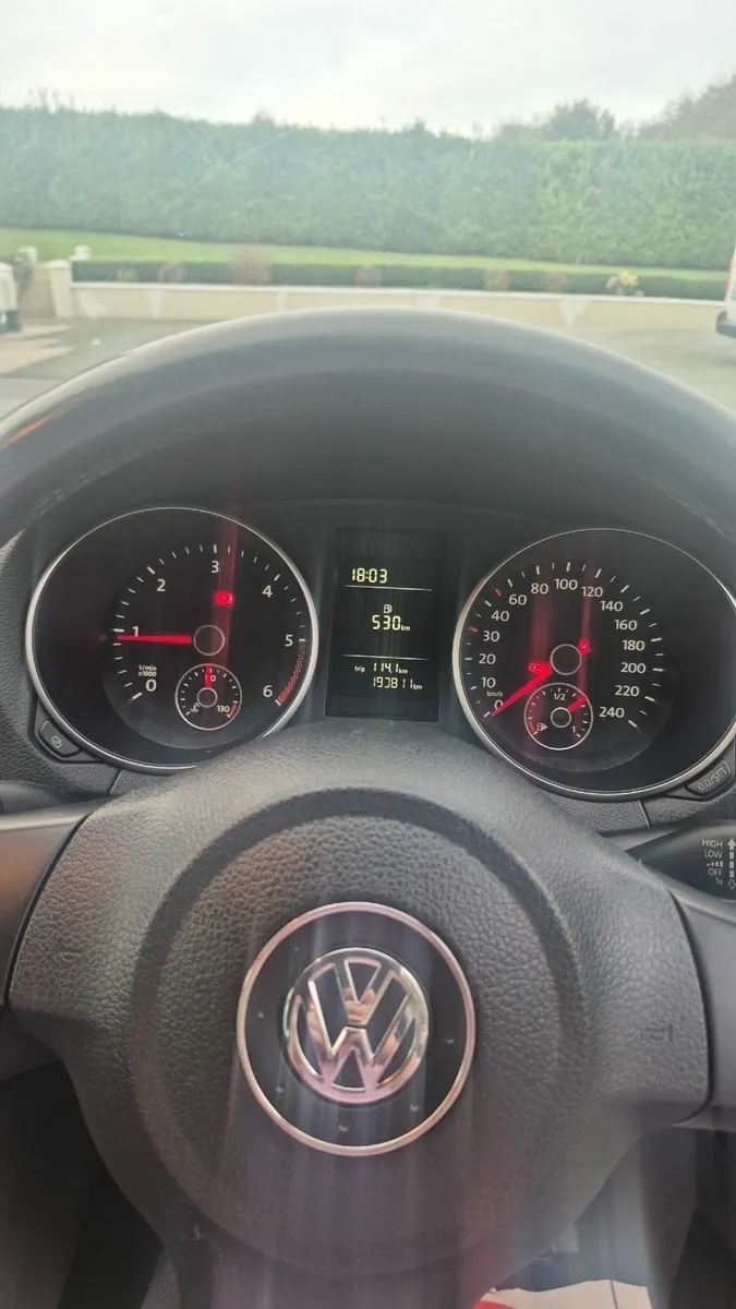 Volkswagen Golf 2012 - Image 1
