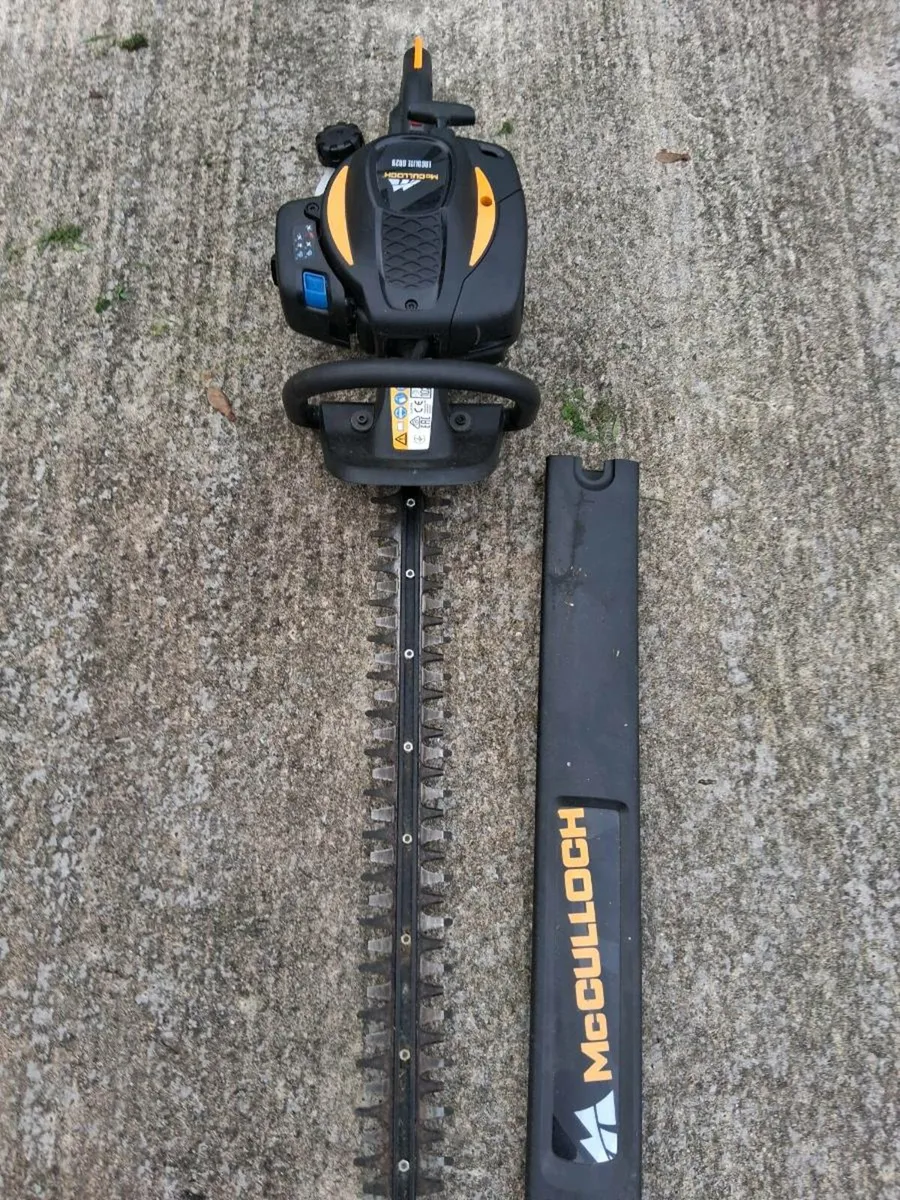 Mcculloch ergolite 6028 hedge trimmer - Image 1
