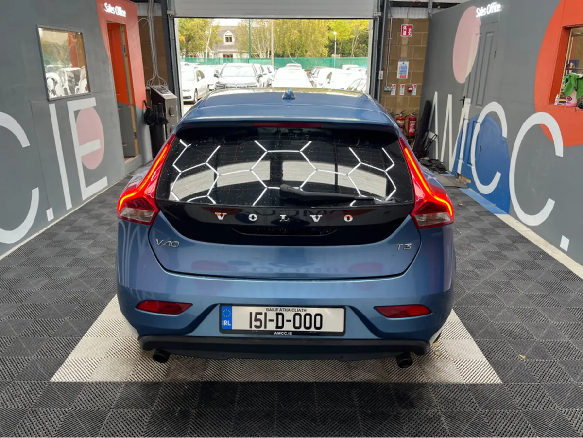 Volvo V40 €12950! 2015 VOLVO V40 AUTOMATIC T3 SE 1 - Image 3