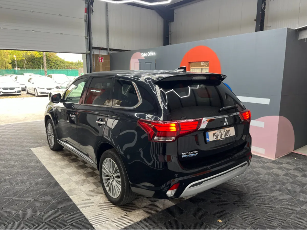Mitsubishi Outlander €22950 2019 MITSUBISHI OUTLAN - Image 4