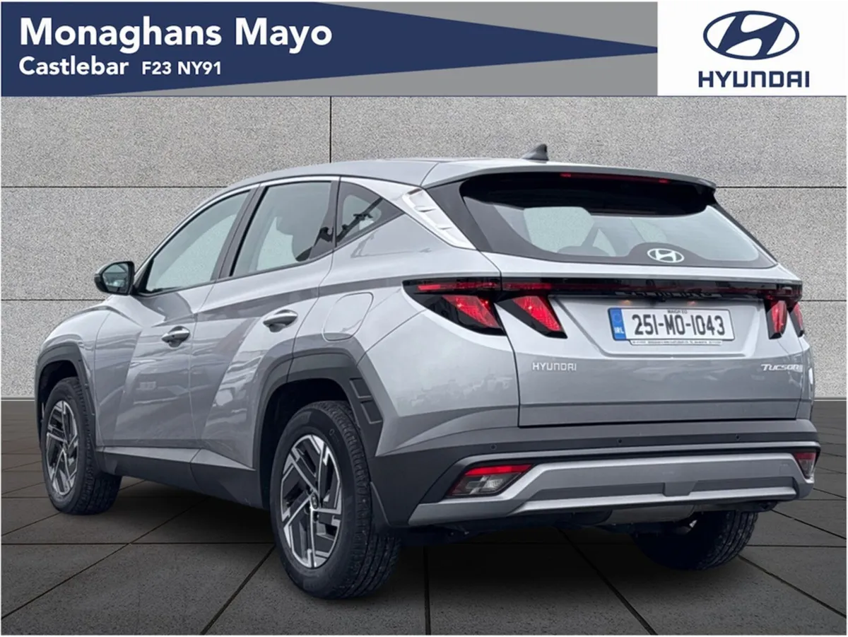Hyundai Tucson COMFORT PLUS DIESEL 5DR - Image 3