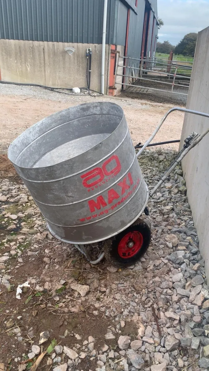 Cubicle lime spreader - Image 3