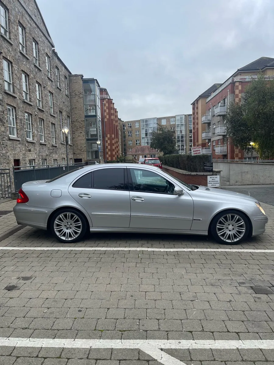 Mercedes E280 Cdi 3.0L ncted&taxed - Image 3