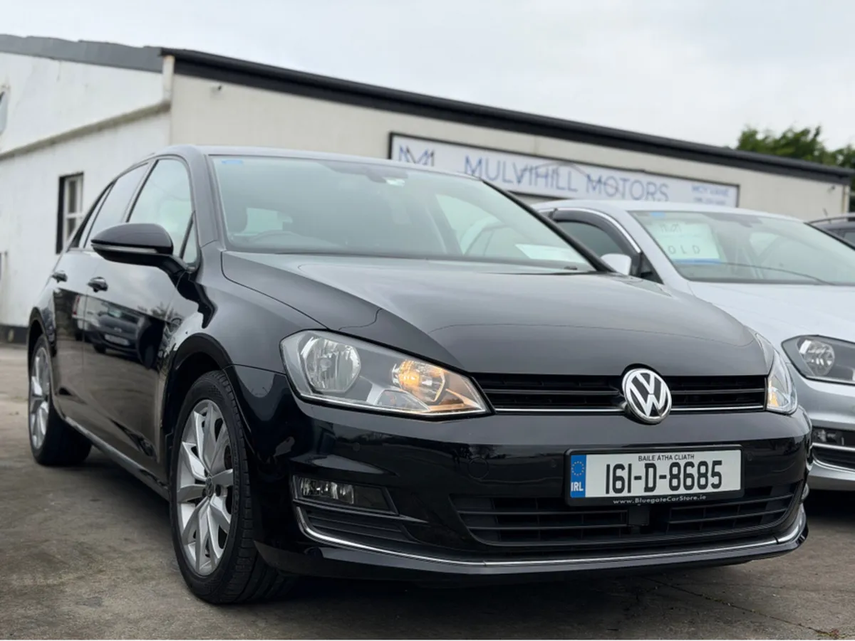 Volkswagen Golf HIGHLINE 1.2 TSI MANUAL 6SPEED FWD - Image 2