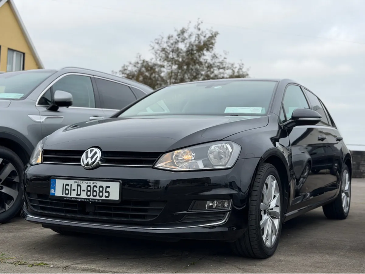 Volkswagen Golf HIGHLINE 1.2 TSI MANUAL 6SPEED FWD - Image 3