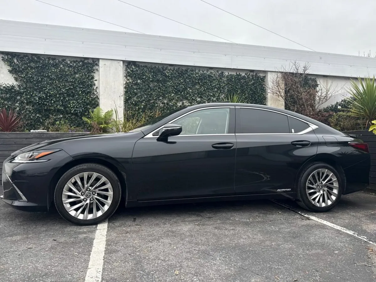 Lexus ES 2.5 HYBRID / LUX SPEC / TOP SPEC / TAX €1 - Image 4