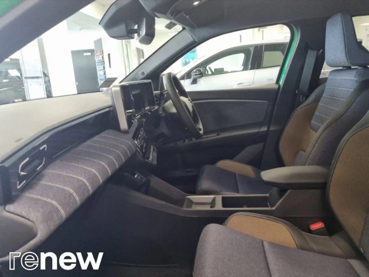 Renault 5 Ev52 150hp Techno - Image 4