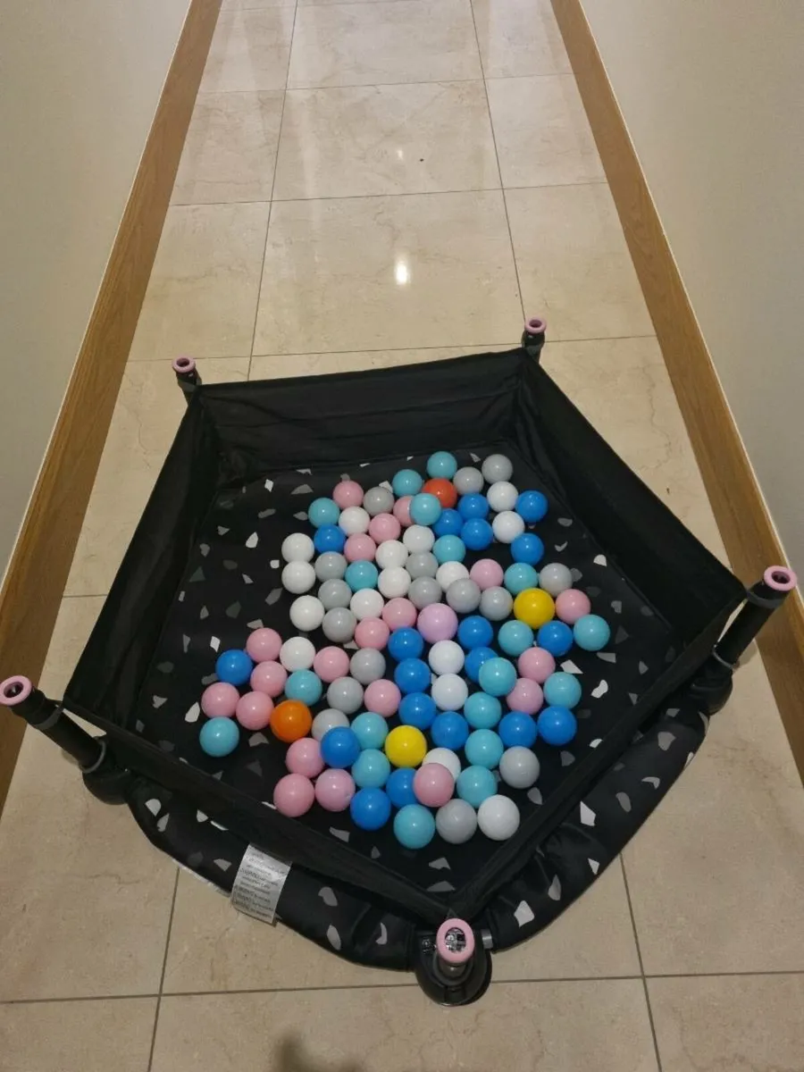 Trampoline and ball pit (3 in 1) - Image 4