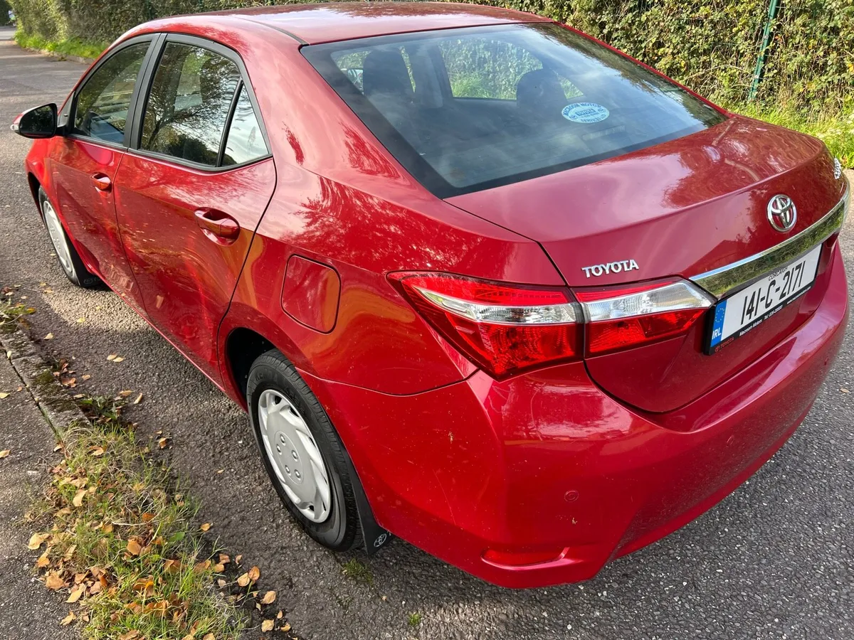 Toyota Corolla - Image 4