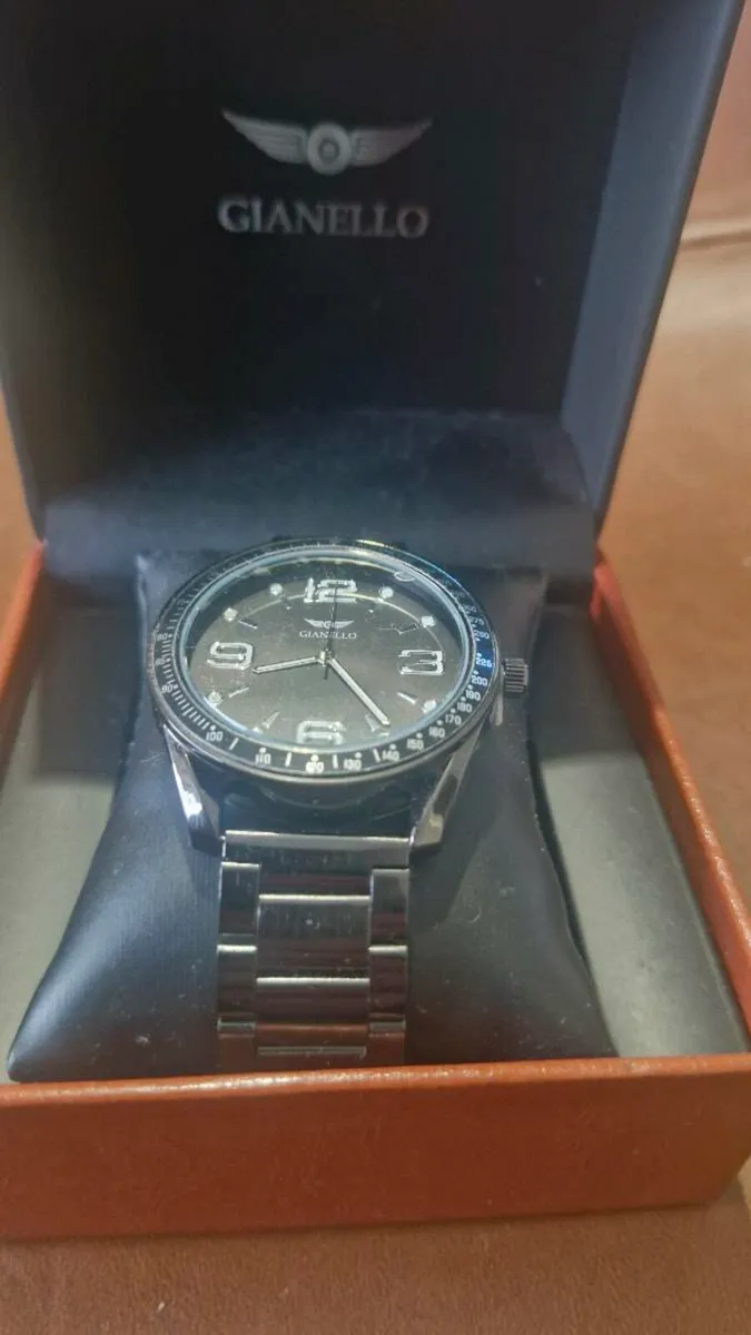 Gianello  Speedtimed 42 Tachymeter Link Watch - Image 3