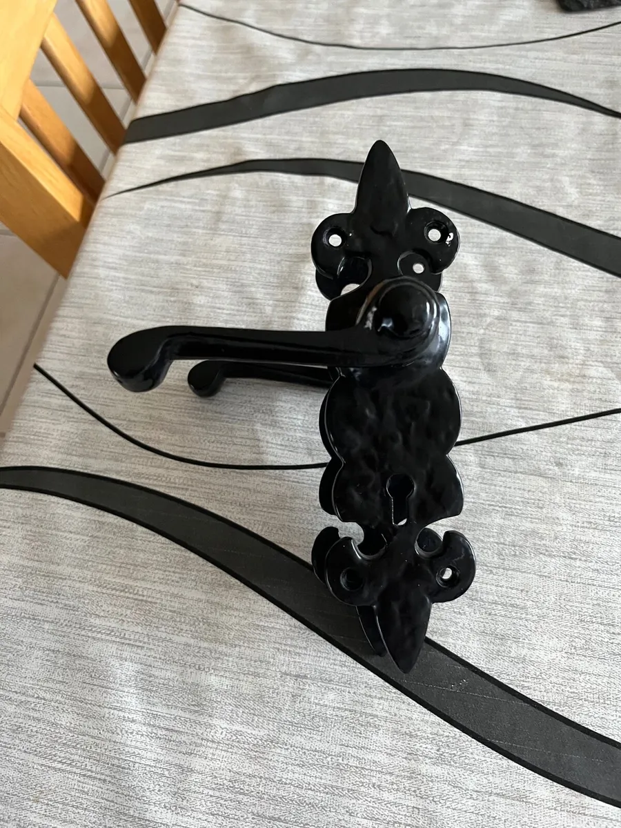 Door handles - Image 2