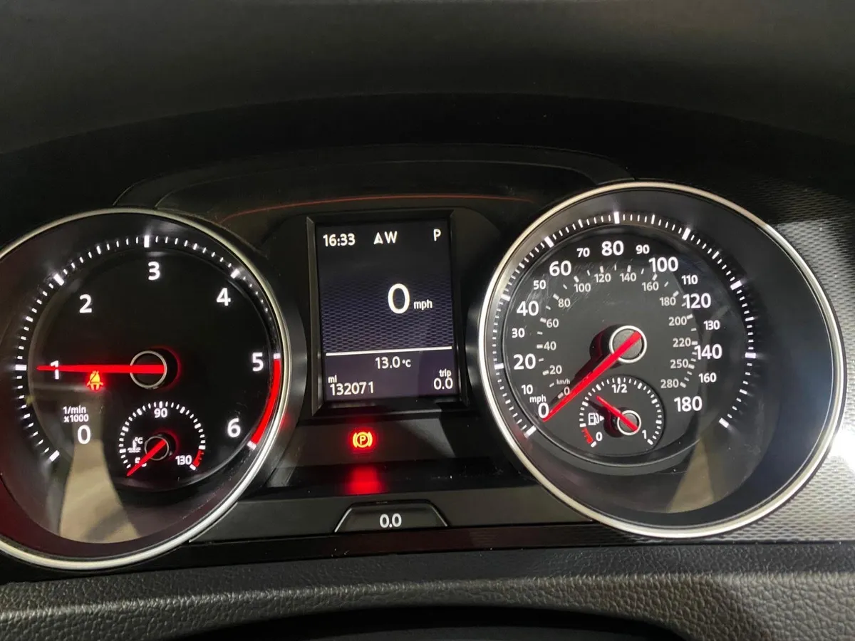 Volkswagen Golf 2016 - Image 3