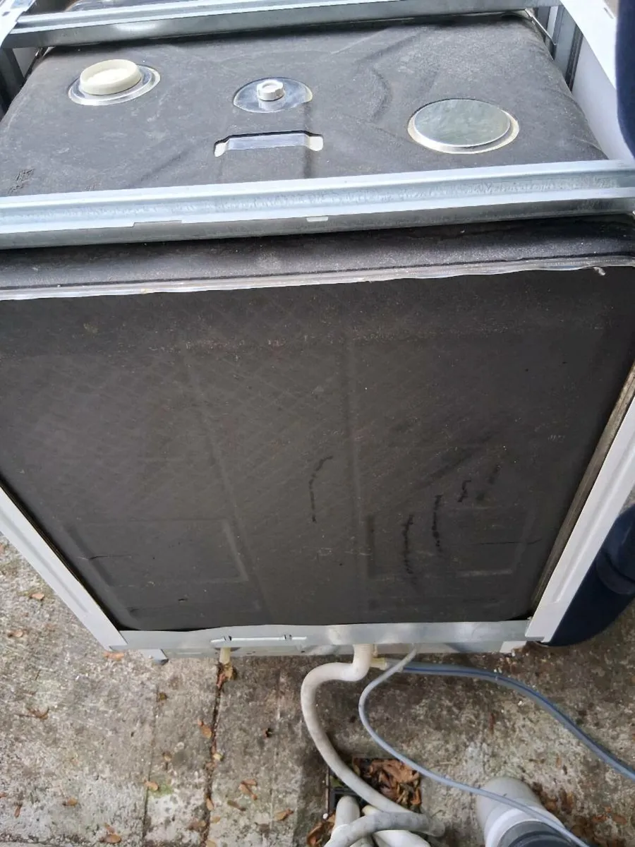 Philips Whirlpool Integrated Dishwasher - Image 4