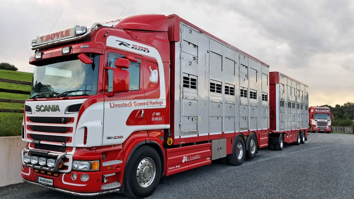 Scania r620 highline  2019 body and trailer - Image 1