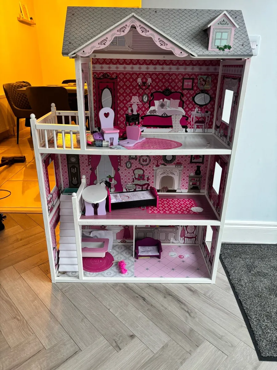 Dollhouse - Image 2