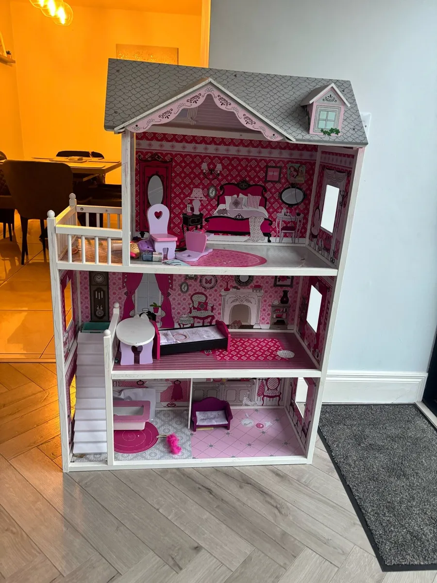 Dollhouse - Image 3