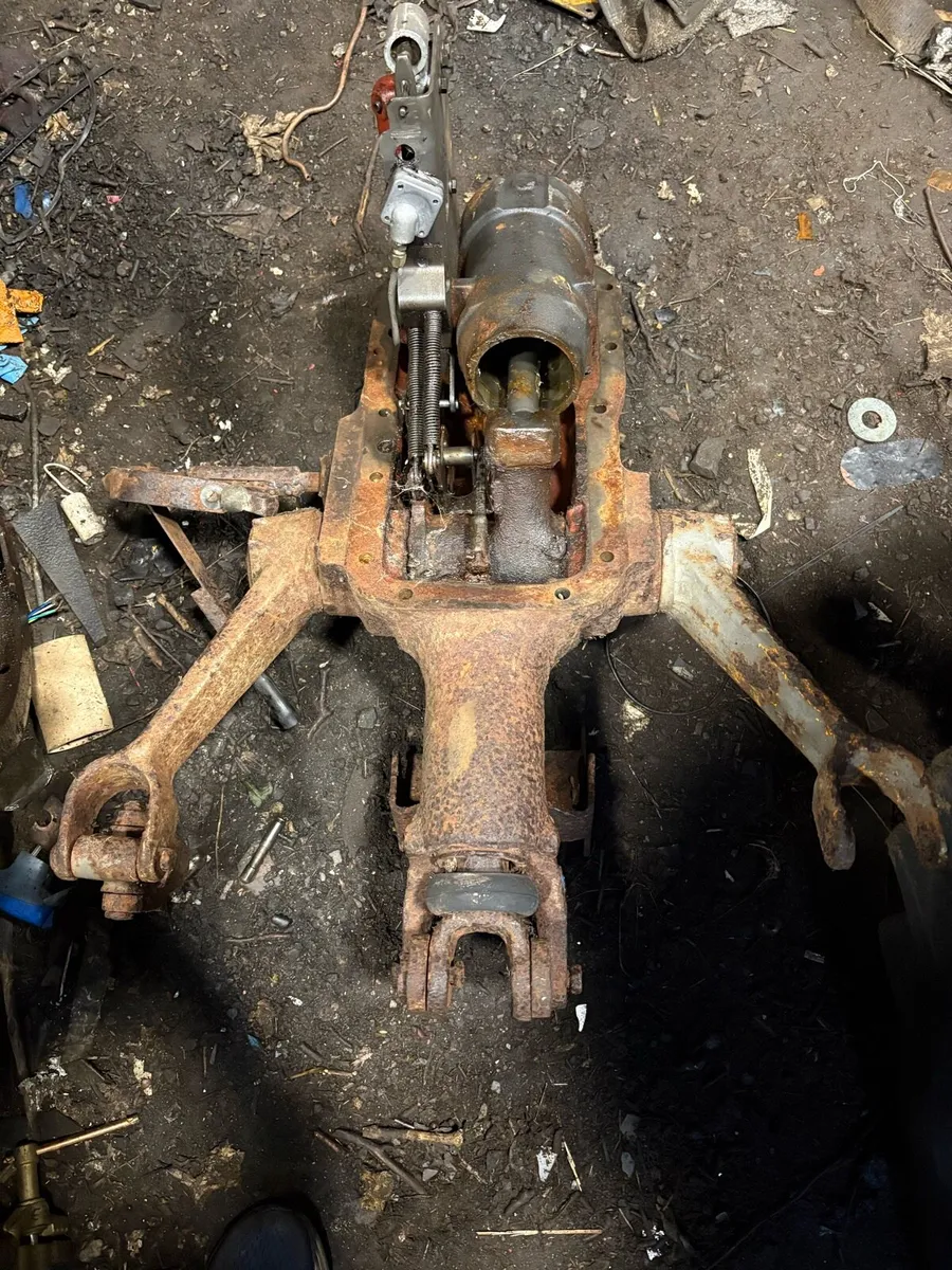 Lift top for 135 - Image 1