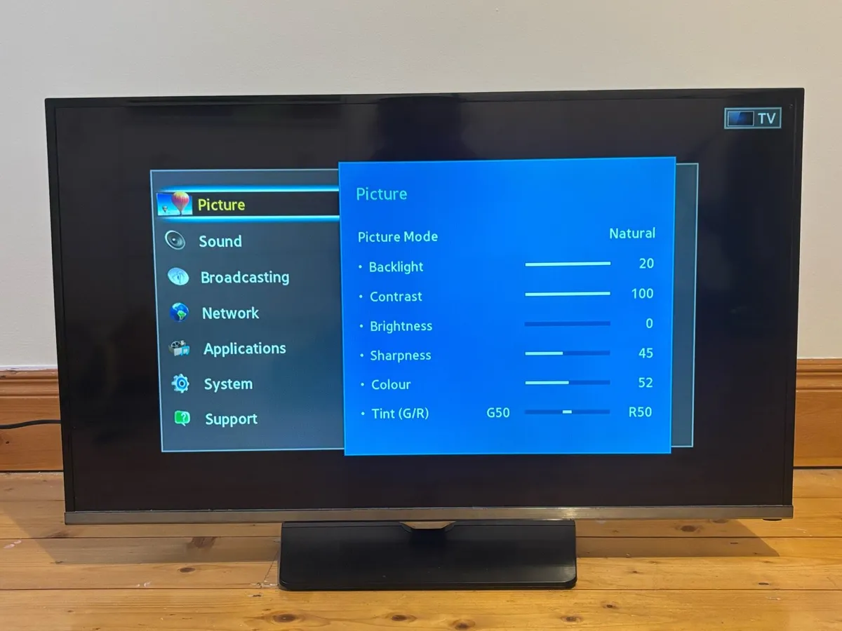 Samsung 32” TV - Image 1