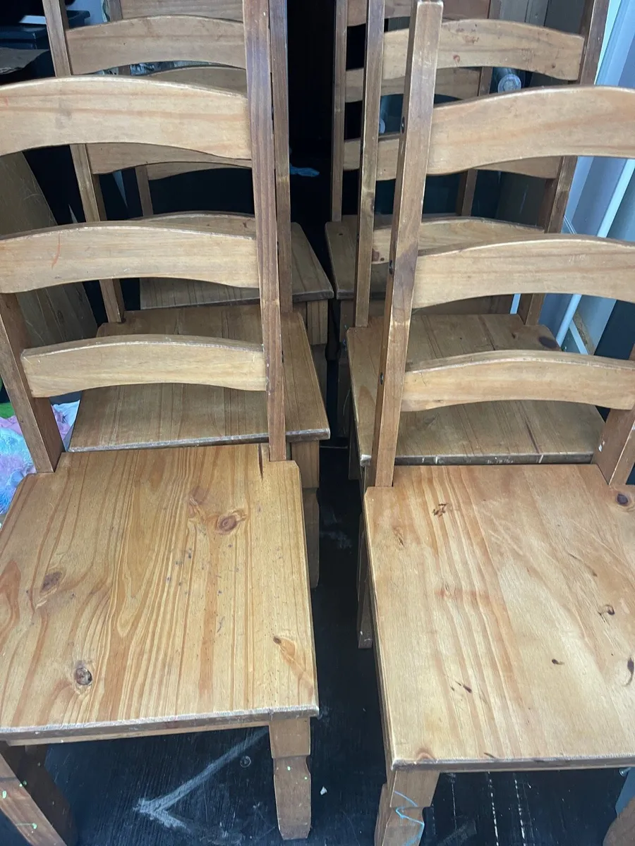 6 dining chairs - Image 1