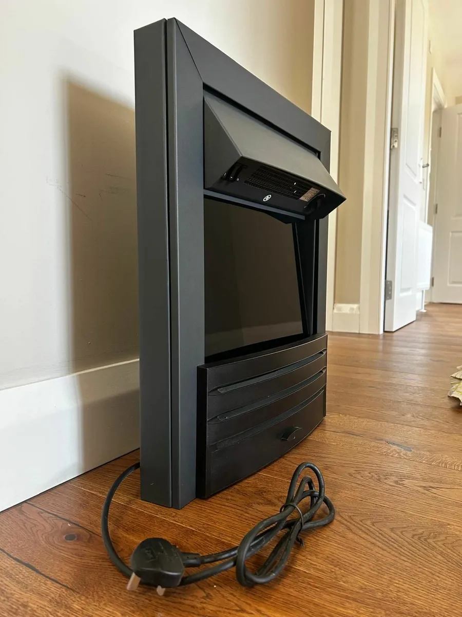 Fire place - Image 1