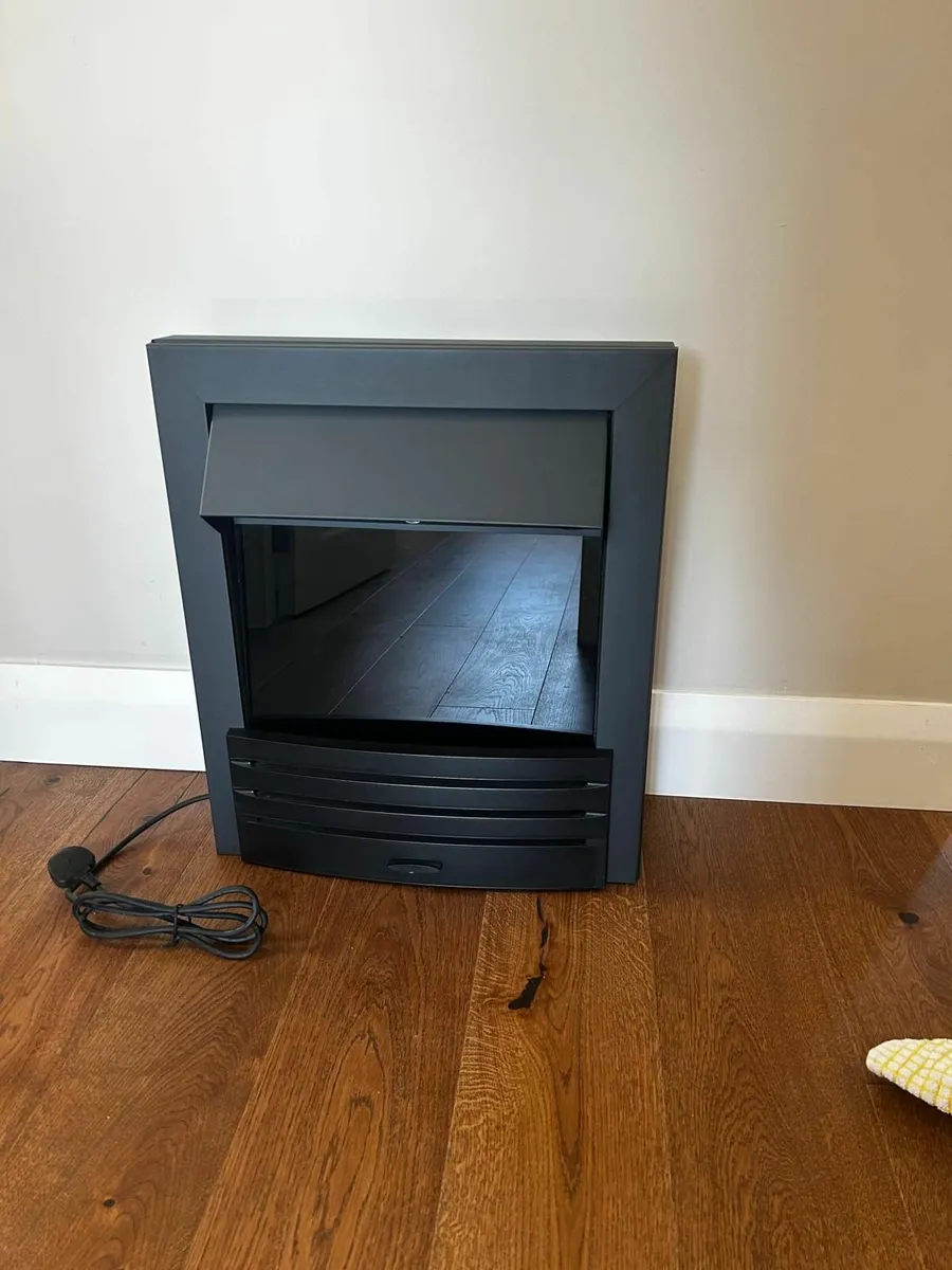 Fire place - Image 3