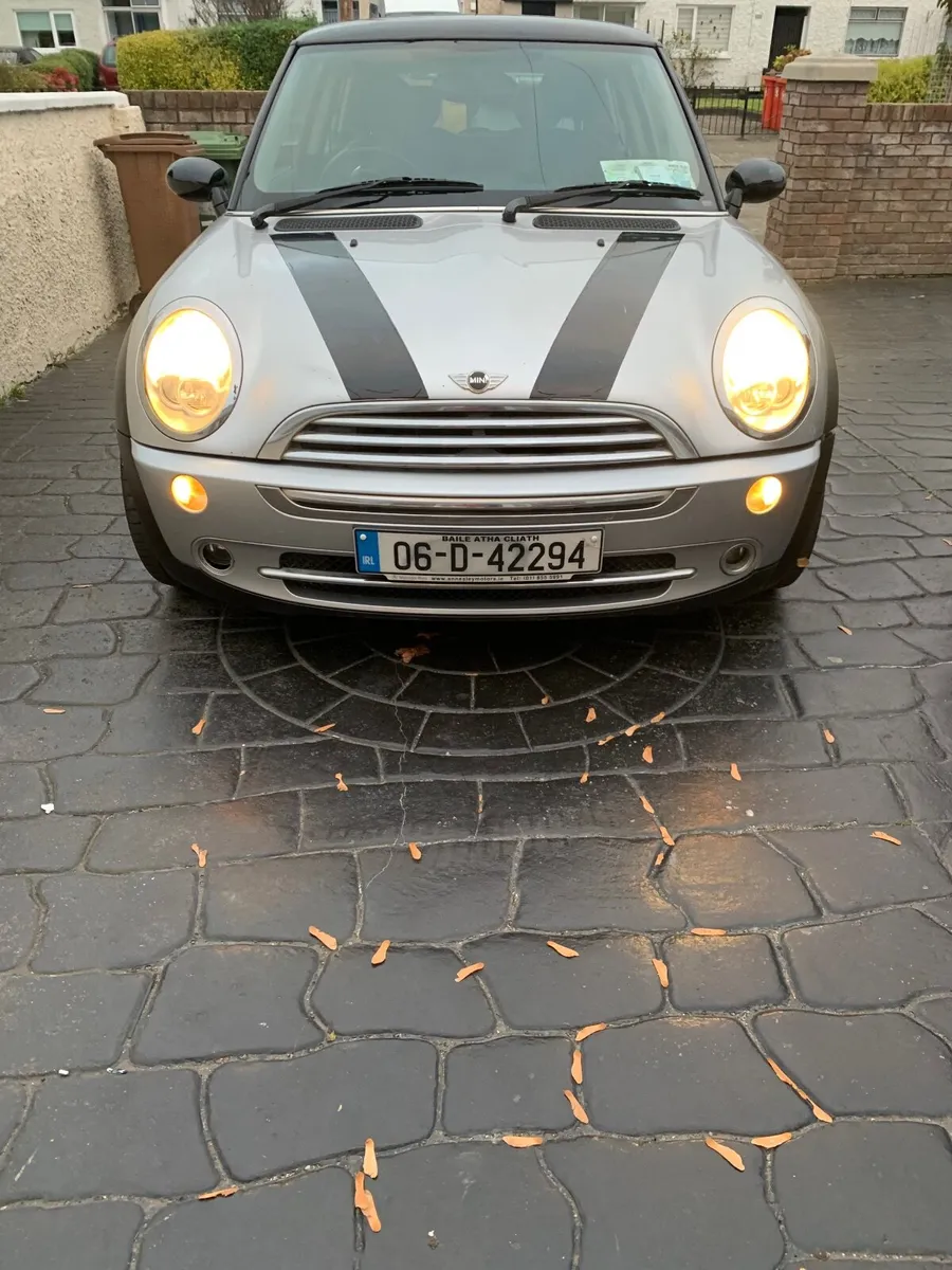 Mini Cooper 2006 - Image 1