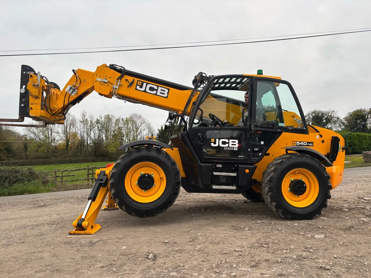 JCB 540-140 Telescopic Forklift - Image 1