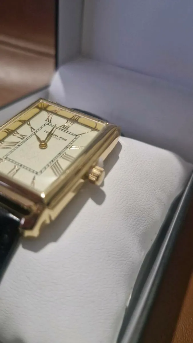 London Fog 22mm Chancery Rectangle Strap Watch - Image 4