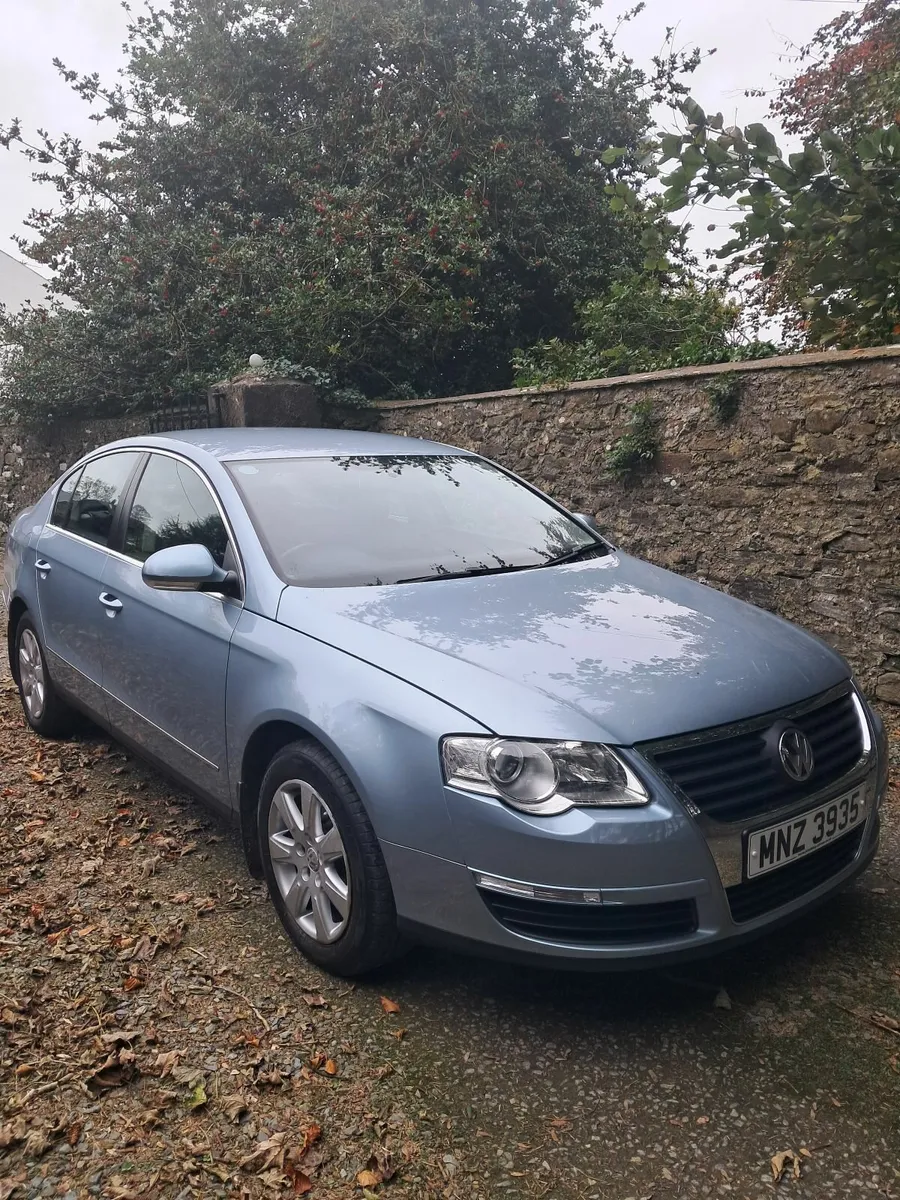 Volkswagen Passat 2008 - Image 1